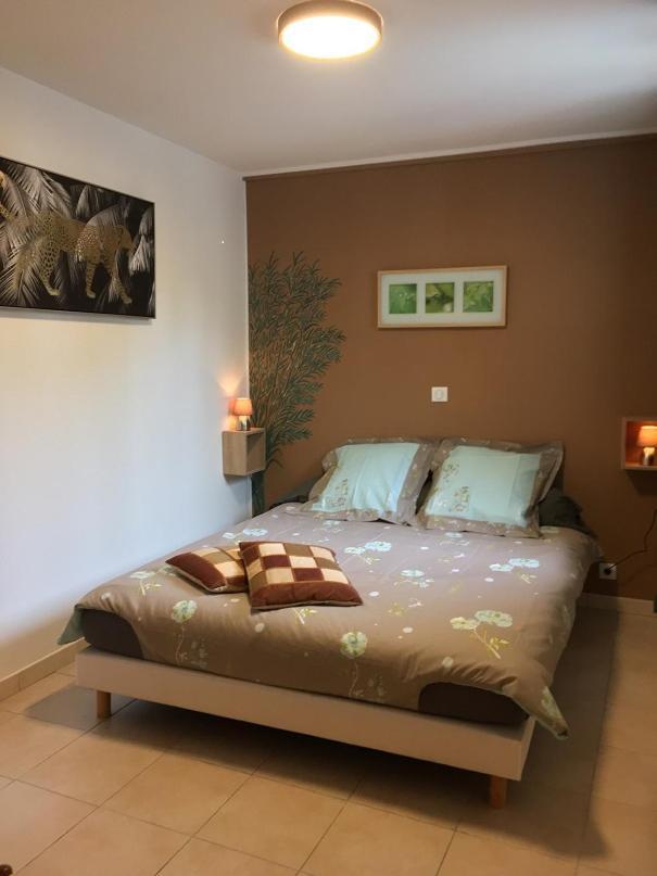 مبيت وإفطار Régusse Les Chenes Chez Jo Et Aime المظهر الخارجي الصورة
